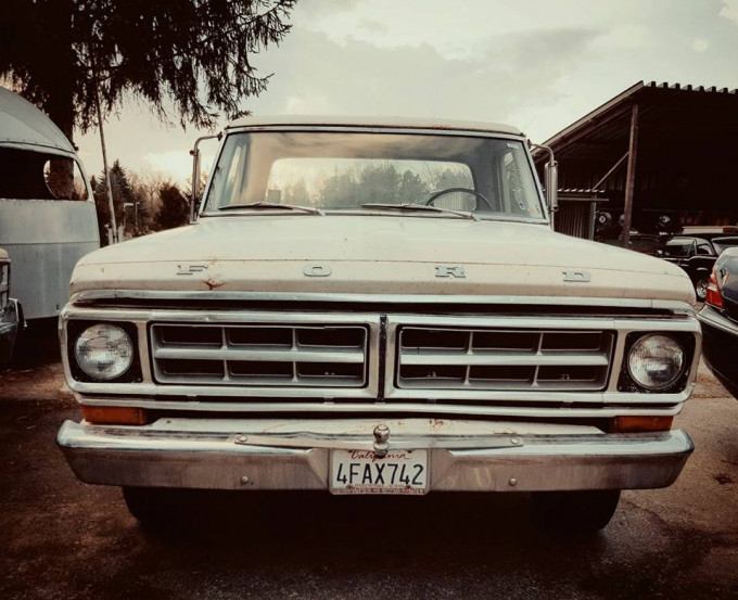 F100.jpg