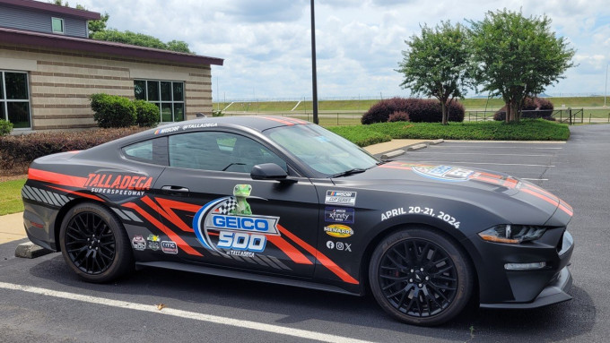 C Stang SC24.jpg