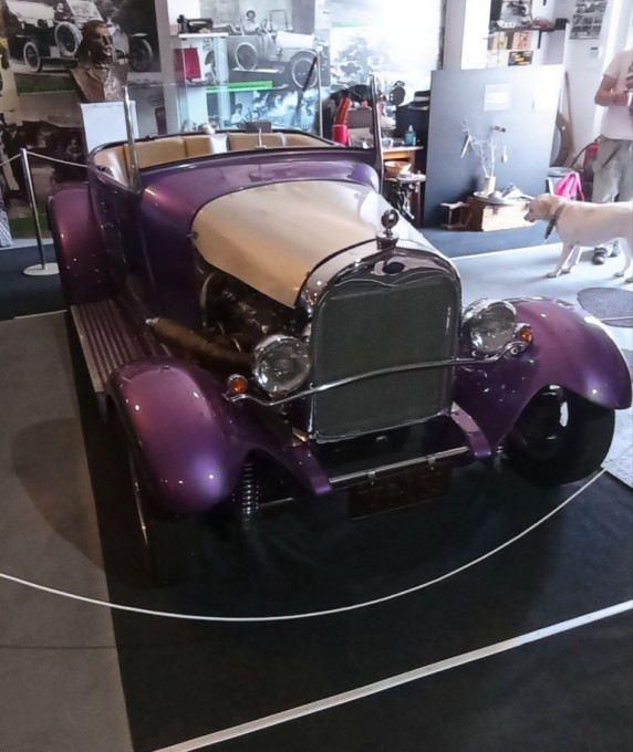 1929-er Ford -vorn.jpg