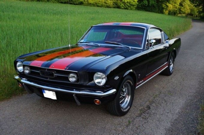 Mustang.JPG