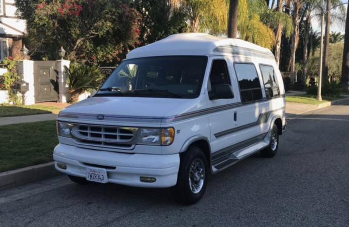 1999_ford_econoline_15511539936d8330399e24dScreen-Shot-2019-02-25-at-9.05.48-PM-940x611.png
