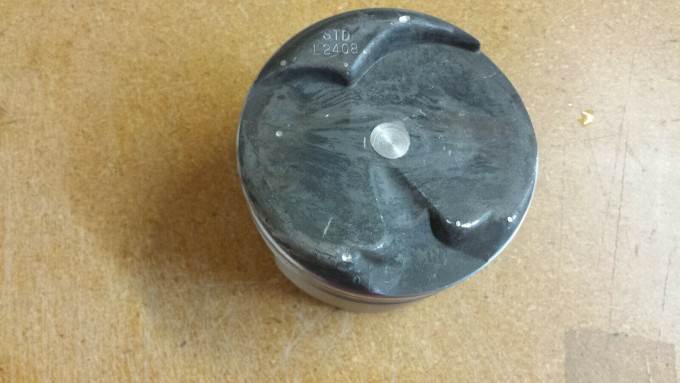 L2408 Piston.jpg