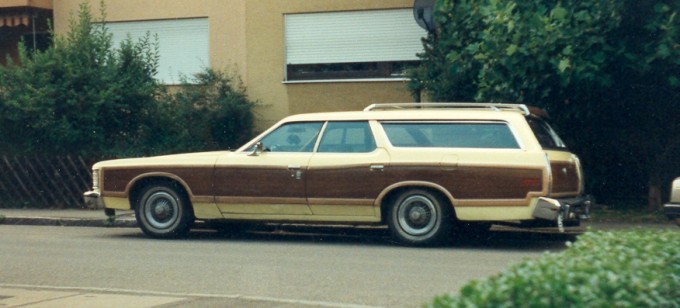73er LTD Country Squire.jpg
