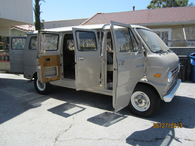 E200LA1.jpg