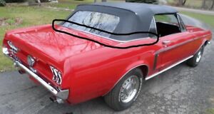 Mustang%20Convertible.jpg